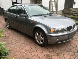 Grau Gebraucht 2004 BMW 318 Limousine | 1.490 € (Superpreis)