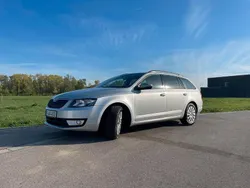 Silber Gebraucht 2015 Skoda Octavia Kombi | 7.499 € (Fairer Preis)
