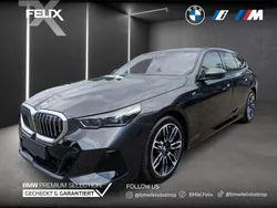 Sophistograu brillanteffekt me Gebraucht 2024 BMW 540 M Sport Kombi | 66.606 €