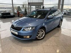 Blau Gebraucht 2013 Skoda Octavia Elegance Kombi | 11.890 € (Fairer Preis)