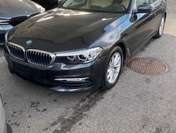 Grau Gebraucht 2017 BMW 540 Limousine | 22.000 €