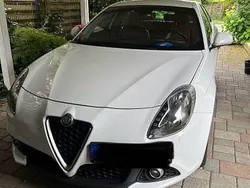Weiß Gebraucht 2016 Alfa Romeo Giulietta Kleinwagen | 12.000 € (Fairer Preis)