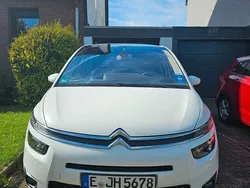 Weiß Gebraucht 2014 Citroën Grand C4 Picasso Van / Kleinbus | 8.200 € (Etwas zu teuer)