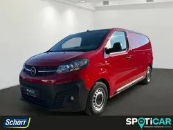 Rot Gebraucht 2023 Opel Vivaro-e Combi Van | 34.750 € (Etwas zu teuer)