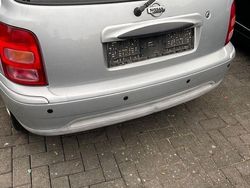Silber Gebraucht 2002 Nissan Micra Visia Kleinwagen | 1.599 €