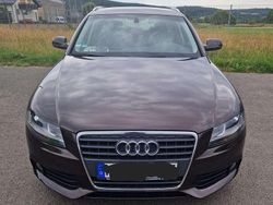 Braun Gebraucht 2011 Audi A4 Ambiente Kombi | 6.500 € (Fairer Preis)