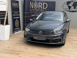 Grau Gebraucht 2021 VW Passat | 19.489 € (Guter Preis)