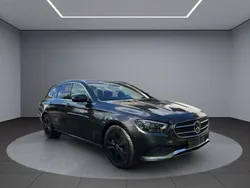 Grau Gebraucht 2021 Mercedes E300 Limousine | 26.900 € (Fairer Preis)