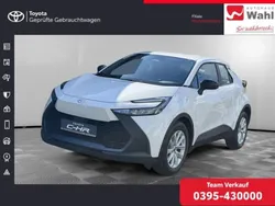 Weiss Neu 2025 Toyota C-HR SUV | 30.749 € (Guter Preis)
