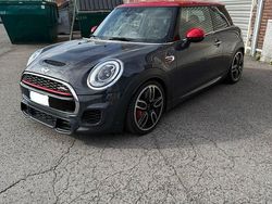 Grau Gebraucht 2015 Mini John Cooper Works Kleinwagen | 18.800 € (Etwas zu teuer)