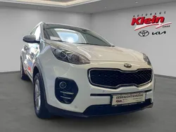 Weiß Gebraucht 2016 Kia Sportage Vision SUV | 13.560 € (Fairer Preis)
