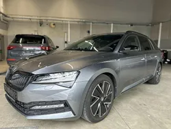 Grau Gebraucht 2024 Skoda Superb SportLine Kombi | 39.000 € (Superpreis)