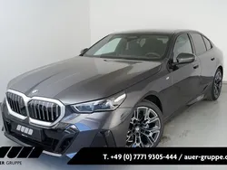 Grau Neu 2025 BMW 520 M Sport Limousine | 67.990 € (Etwas zu teuer)