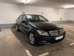 Schwarz Gebraucht 2010 Mercedes C200 Avantgarde Limousine | 10.950 € (Fairer Preis)