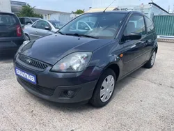 Grau Gebraucht 2006 Ford Fiesta Ambiente Kleinwagen | 897 €