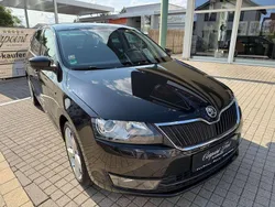 Cerna magic/black magic Gebraucht 2014 Skoda Rapid Elegance Kombi | 8.990 € (Etwas zu teuer)