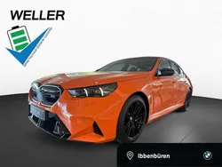 Orange Neu 2025 BMW M5 M Sport Limousine | 154.450 € (Teuer)