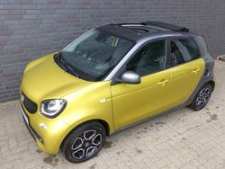 Gelb/grau Gebraucht 2019 Smart ForFour Prime Kleinwagen | 12.995 € (Fairer Preis)