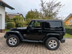 Schwarz Gebraucht 2015 Jeep Wrangler Sahara SUV | 34.900 € (Etwas zu teuer)