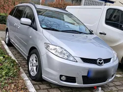 Silber Gebraucht 2007 Mazda 5 Van / Kleinbus | 8.000 €