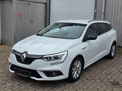 Weiß Gebraucht 2018 Renault Mégane IV LIMITED Limousine | 12.200 € (Fairer Preis)