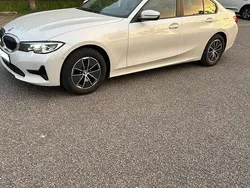 Weiß Gebraucht 2021 BMW 318 Limousine | 24.790 € (Fairer Preis)