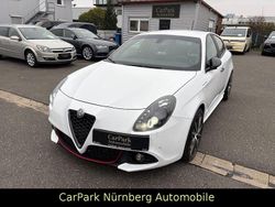 Weiß Gebraucht 2016 Alfa Romeo Giulietta Veloce Limousine | 13.999 € (Guter Preis)