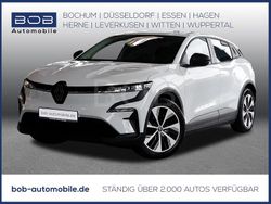 Weiß Gebraucht 2024 Renault Mégane Evolution Limousine | 30.887 € (Etwas zu teuer)