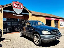 Metallic paint, emerald black Gebraucht 1999 Mercedes ML230 SUV | 1.900 € (Guter Preis)