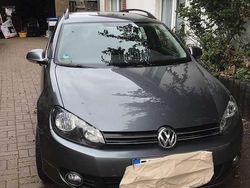 Grau Gebraucht 2011 VW Golf VI Kleinwagen | 3.999 € (Fairer Preis)