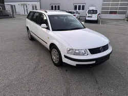 Weiß Gebraucht 1999 VW Passat Kombi | 1.200 € (Fairer Preis)