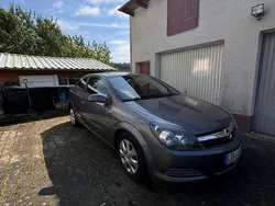 Opel Astra GTC