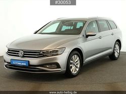 Pyrit silber metallic Gebraucht 2022 VW Passat Business Kombi | 23.590 € (Guter Preis)