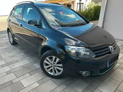 Schwarz Gebraucht 2011 VW Golf Plus Style Van / Kleinbus | 6.550 € (Fairer Preis)