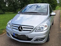 Silber Gebraucht 2009 Mercedes B180 Van / Kleinbus | 8.300 € (Etwas zu teuer)