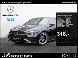 Schwarz metalliclack kosmosschwarz Gebraucht 2024 Mercedes A200 AMG Limousine | 33.770 € (Fairer Preis)
