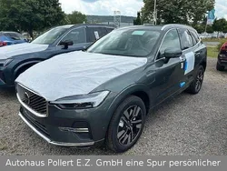 Forest lake / metallic Neu 2025 Volvo XC60 Plus SUV | 71.350 €