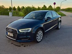 Blau Gebraucht 2018 Audi A3 Limousine | 14.000 € (Fairer Preis)