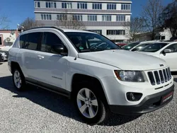 Weiß Gebraucht 2014 Jeep Compass Sport SUV | 4.999 €