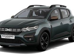 Zedergrün Gebraucht 2025 Dacia Sandero Extreme SUV | 15.779 € (Superpreis)