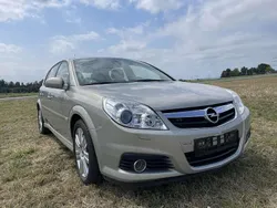 Beige Gebraucht 2025 Opel Signum Edition Kombi | 7.750 € (Etwas zu teuer)