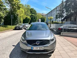 Grau Gebraucht 2016 Volvo XC60 Kinetic SUV | 11.800 € (Fairer Preis)
