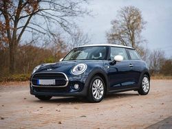 Blau Gebraucht 2016 Mini Cooper Kleinwagen | 14.300 € (Fairer Preis)