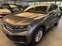Grau Gebraucht 2025 VW Touareg Elegance SUV | 59.500 € (Superpreis)
