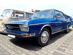 Blau Gebraucht 1971 Audi 100 Limousine | 11.990 €