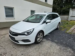 Weiß Gebraucht 2020 Opel Astra Elegance Kombi | 10.850 € (Guter Preis)