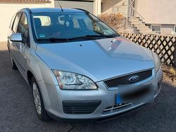 Grau Gebraucht 2007 Ford Focus Kombi | 1.500 € (Guter Preis)