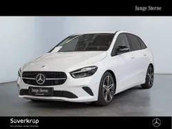Weiß digitalweiß Gebraucht 2023 Mercedes B220 Progressive Van / Kleinbus | 32.922 € (Superpreis)