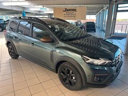 Grün Gebraucht 2025 Dacia Jogger Limousine | 22.490 € (Fairer Preis)