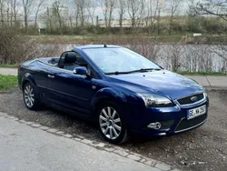 Blau Gebraucht 2007 Ford Focus Cabriolet Trend Cabrio | 5.800 € (Etwas zu teuer)